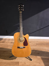 Load image into Gallery viewer, Fender DG20SCE Acoustic Electric Guitar - Natural ( Pre-Owned)