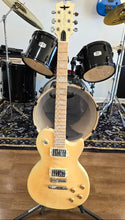Load image into Gallery viewer, Keith Urban “Light the Fuse” Les Paul–Style Guitar (Pre-Owned) with Carrying Case