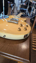 Load image into Gallery viewer, Keith Urban “Light the Fuse” Les Paul–Style Guitar (Pre-Owned) with Carrying Case