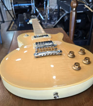 Load image into Gallery viewer, Keith Urban “Light the Fuse” Les Paul–Style Guitar (Pre-Owned) with Carrying Case