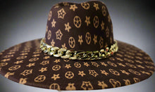 Load image into Gallery viewer, HS Crowns Fedoras