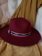 Load image into Gallery viewer, HS Crowns Fedoras