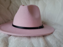 Load image into Gallery viewer, HS Crowns Fedoras