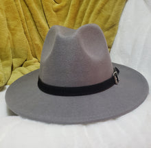 Load image into Gallery viewer, HS Crowns Fedoras