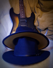 Load image into Gallery viewer, HS Crowns Fedoras