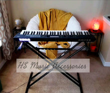 Load image into Gallery viewer, Korg KROSS 2 61-Key Synthesizer Workstation Black and Carrying Case (Pre-Owned)