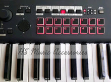 Load image into Gallery viewer, Korg KROSS 2 61-Key Synthesizer Workstation Black and Carrying Case (Pre-Owned)