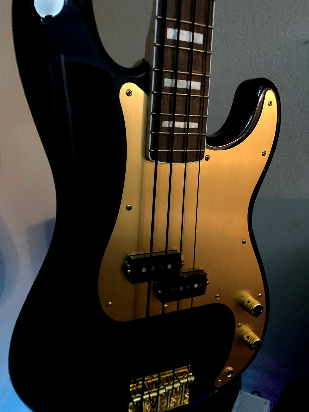 Squier 40th Anniversary Precision Bass, Gold Edition