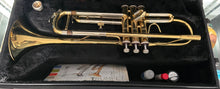 Load image into Gallery viewer, Jupiter JTB600 Trumpet with Hard Shell Carrying Case (Pre-Owned)
