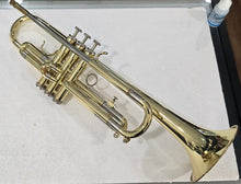 Load image into Gallery viewer, Getzen 300 Series Trumpet (Pre-Owned)
