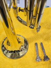Load image into Gallery viewer, Getzen 300 Series Trumpet (Pre-Owned)

