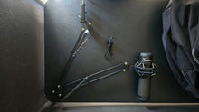 Load image into Gallery viewer, HyperX Quadcast S RGB USB Condenser Gaming Microphone with Boom Stand ( Pre-Owned)
