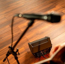 Load image into Gallery viewer, Peavey Solo Battery-powered PA Speaker
