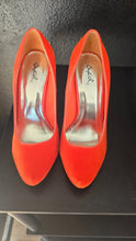 Load image into Gallery viewer, Qupid Mermaid-01 Orange Velvet Heels
