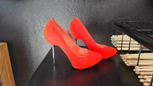 Load image into Gallery viewer, Qupid Mermaid-01 Orange Velvet Heels
